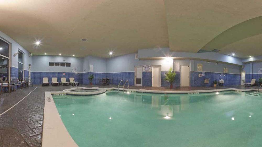 Holiday Inn Hotel & Suites Beaufort At Highway 21 By Ihg Eksteriør bilde