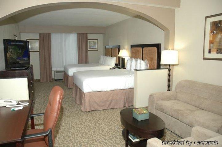 Holiday Inn Hotel & Suites Beaufort At Highway 21 By Ihg Rom bilde
